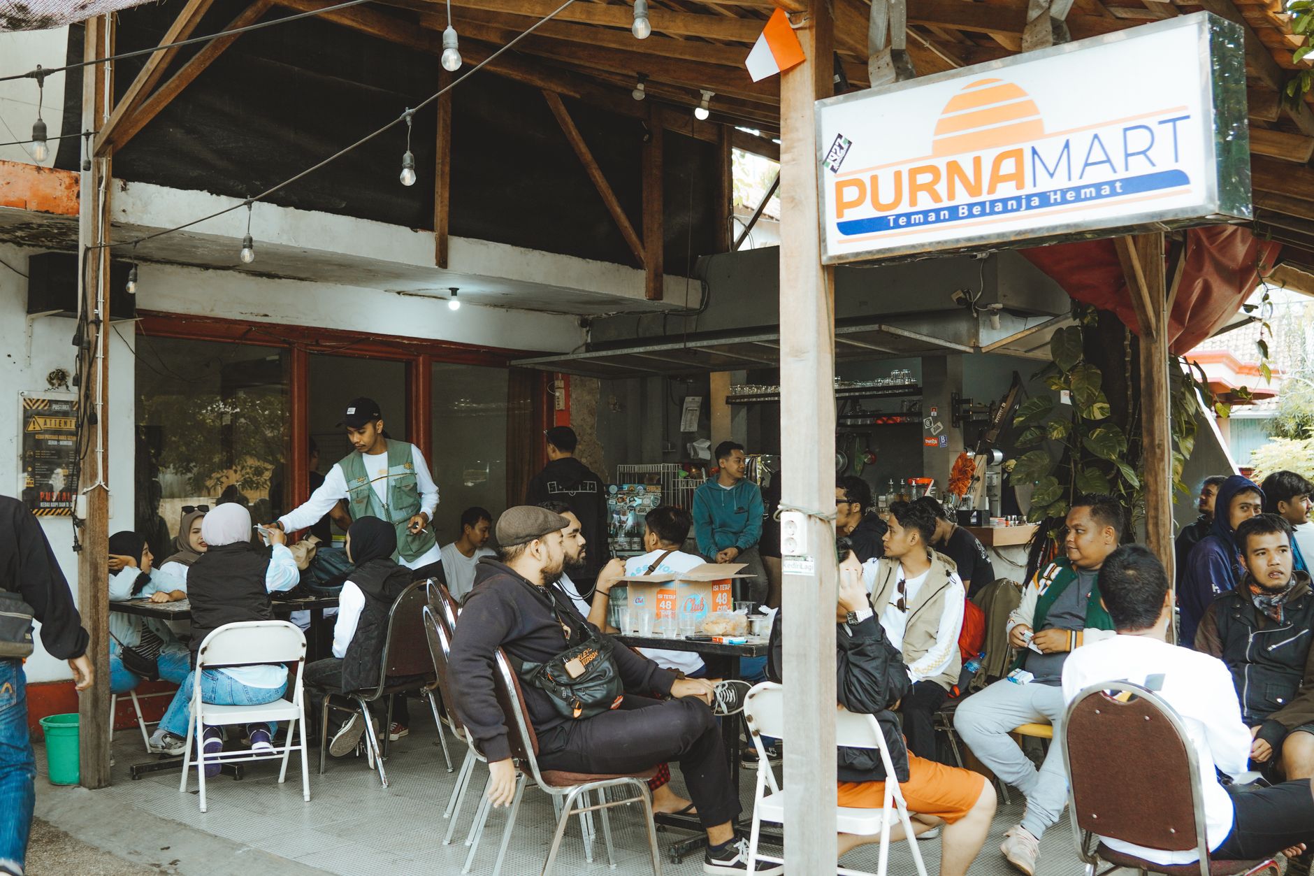 Suasana Kopi Anjis