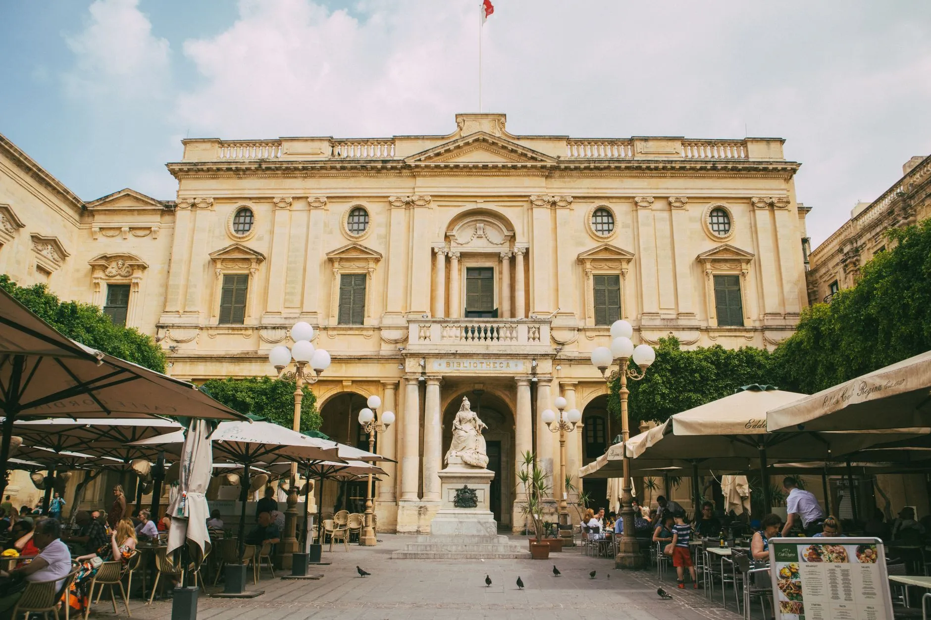 Legligin Valletta Maltese