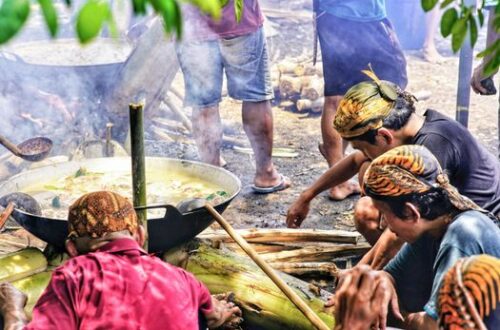 Papeda Ikan Kuah Kuning